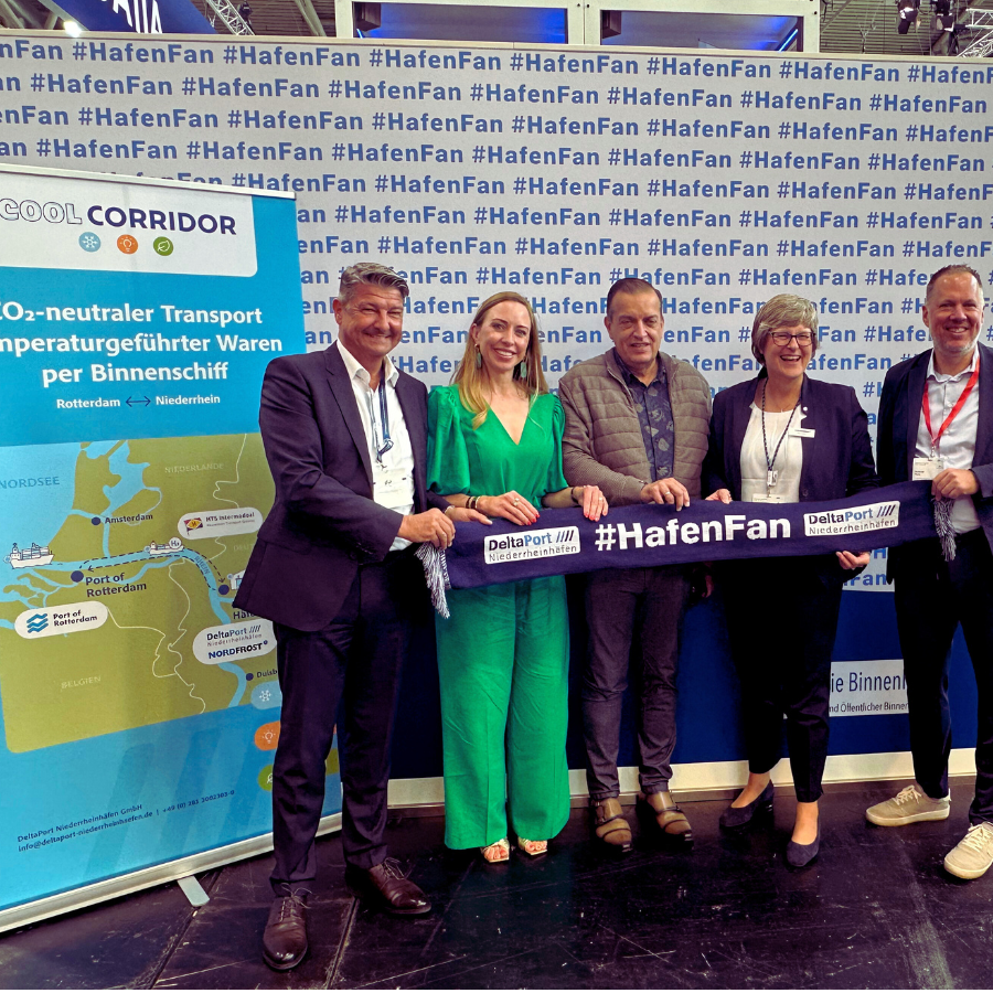 Andreas Stolte (Geschäftsführer, DeltaPort) Anna Stelzel (Director Containers, Port of Rotterdam) Henk Heuvelman (Geschäftsführer, HTS) Britta Bartels (Geschäftsführung, NORDFROST) Gunnar Platz (G